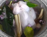 Foto langkah ke 2 dari resep Ingkung Ayam Tanpa Santan.