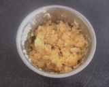 A picture of step 2 of Corn spinach fritters.
