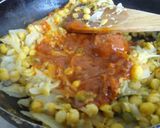 Foto del paso 3 de la receta: Garbanzos atomatados o garbanzos fritos