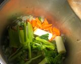 Foto del paso 2 de la receta Verdinas con pescado y marisco