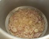 A picture of step 1 of Chana daal gosht.