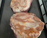 Foto del paso 1 de la receta: Bondiola a la cerveza desmenuzada (desmechada), tierna, jugosa y perfecta para compartir