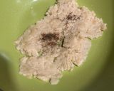 A picture of step 1 of Urad dal halwa.