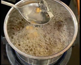 Foto langkah ke 3 dari resep Teh susu rempah.