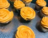 A picture of step 7 of Orange cupcakes.