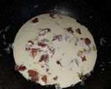 Foto del paso 4 de la receta: Ravioles con salsa de crema y jamón crudo