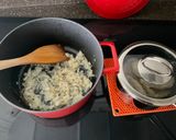 Húsos párolt édeskáposzta recept fázis 2 fotója