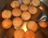 A picture of step 5 of Ras Bora / Sweet Dumplings.
