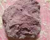 Foto langkah ke 3 dari resep Roti Kukus Ubi Ungu Isi Apel Cinnamon.