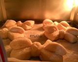 Hình bước làm 3 của món Bánh mì hình chiếc nơ