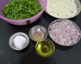 ચીઝ પનીર પાલક લીફાફા પરોઠા (Cheese Palak Paneer Lifafa Paratha Recipe In Gujarati) રેસીપી સ્ટેપ2ફોટો