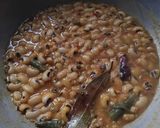 A picture of step 3 of Lobia Curry.