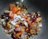 रेड चटणी साऊथ इंडियन (red chutney recipe in marathi) रेसिपी स्टेप 2 फोटो 