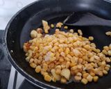 A picture of step 2 of Corn paneer chat.