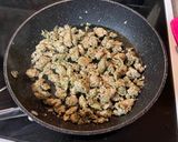 A picture of step 5 of Chicken Sausage Pasta Bolognese.