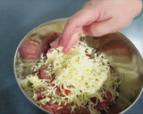 Foto del paso 1 de la receta: Filetes rusos en salsa de tomate