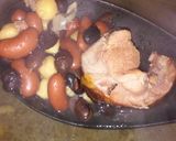 A picture of step 4 of Living on a budget ham soup.