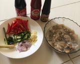 Foto langkah ke 1 dari resep Seafood saos asam manis.