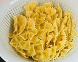 Foto del paso 1 de la receta: Pasta corbatita en salsa roja casera con carne molida!