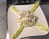 Une image de l'étape 5 de Salade d'endives tomates et courgette râpée à la mortadelle.