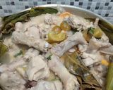 Foto langkah ke 4 dari resep Garang Asem Ayam (Pakai Santan dan Daun Pisang).