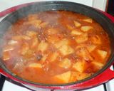 Marhapörkölt burgonyával recept fázis 8 fotója