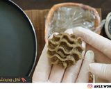 صورة لخطوة 6 من وصفة معمول الدخن الهش بطريقة سهلة ومضمونة
