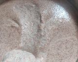 A picture of step 3 of Ragi idli.