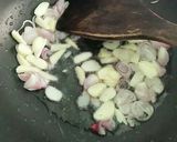 Foto langkah ke 2 dari resep Cah Pakcoy Ayam.