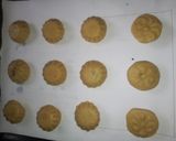 A picture of step 6 of Ma'amoul dates cookies.