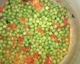 A picture of step 3 of Patta gobhi matar sabzi.