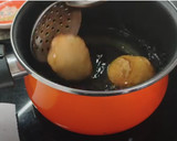 Foto del paso 7 de la receta: Buñuelos de masa madre rellenos con crema pastelera