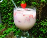 Foto langkah ke 7 dari resep Kuliner Khas Korea~Korean Strawberry Milk.