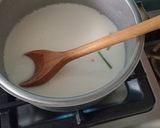 Foto del paso 2 de la receta: Merluza con salsa blanca y espinacas