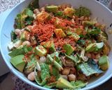 Foto del paso 2 de la receta: Ensalada palta, garbanzos y atún