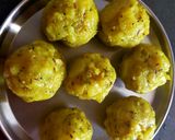 A picture of step 2 of Vada Pav.