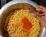 A picture of step 2 of Kathiya Wari Choley.