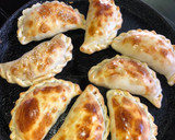 Foto del paso 10 de la receta: Empanadas de bondiola mechada 😋