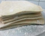 A picture of step 1 of Vegetarian Pizza Puffs.