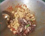 Foto langkah ke 3 dari resep Sambal Goreng Kentang Buncis dan Cumi Asin.