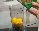 Foto langkah ke 1 dari resep Creamy Mango Thai.