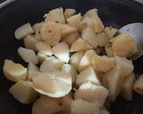 A picture of step 1 of Fry Aloo.
