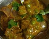 A picture of step 8 of Matar masala.