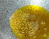 A picture of step 3 of Parwal do Pyaza.