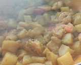 A picture of step 8 of Olkopi Chingri / Kohlrabi with Prawns.