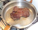 Foto del paso 2 de la receta: Bistec diane