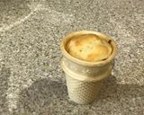 A picture of step 3 of Cone cakes.