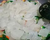 Foto langkah ke 2 dari resep Kikil kecap pedas enak.