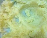 Foto langkah ke 3 dari resep Donat kentang.