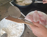 Foto del paso 5 de la receta: Merluza con salsa de pimientos de piquillo